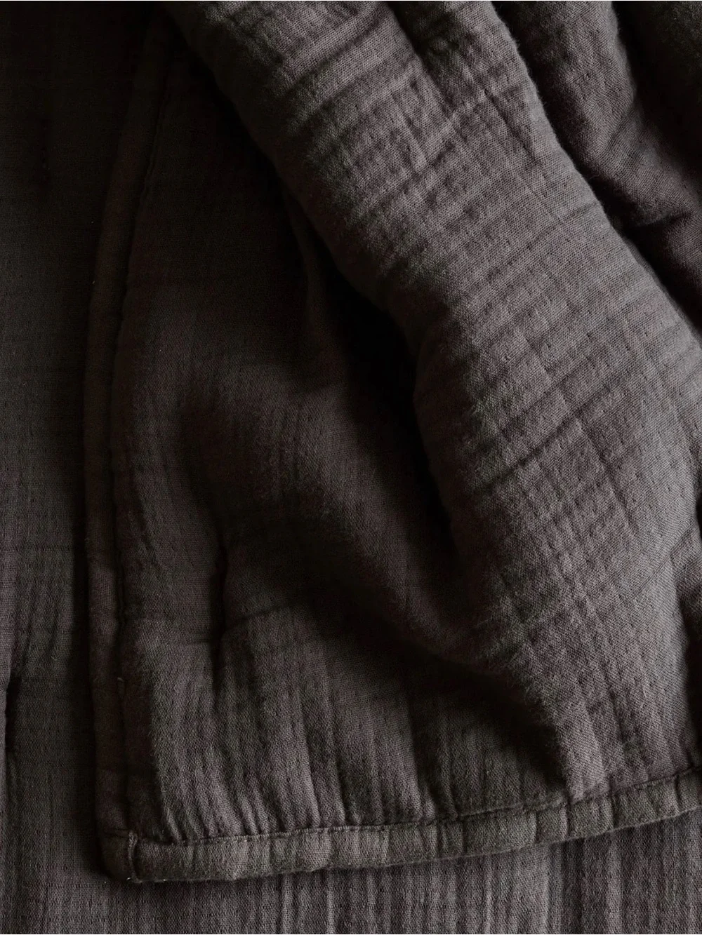 Airy Gauze 100% Organic Cotton Charcoal Dream Quilt Set - Retail $160